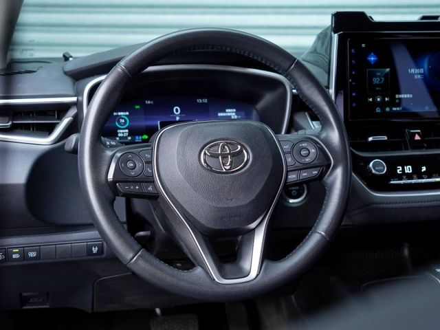 Toyota ALTIS  第11張相片