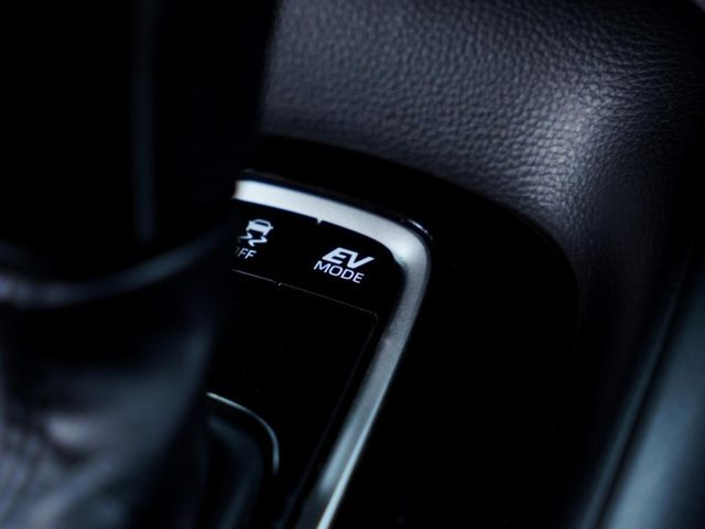 Toyota ALTIS  第15張相片