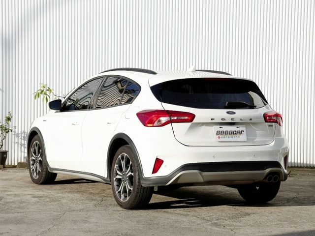 2022 Ford Focus Active 任性版  第8張相片