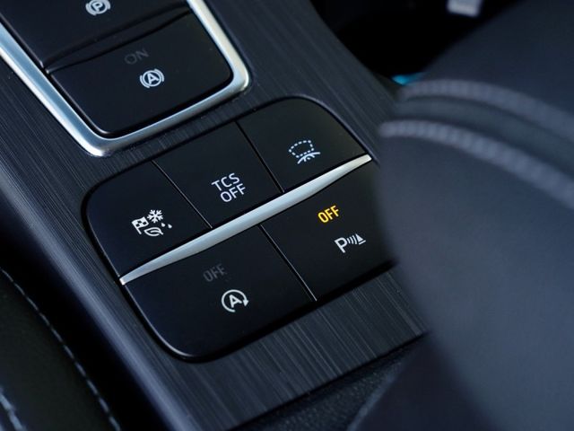 2022 Ford Focus Active 任性版  第11張相片