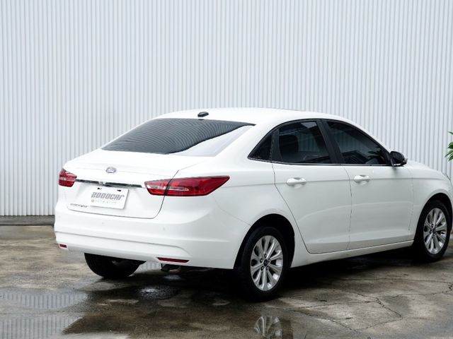 2018 FORD ESCORT 1.5  第8張相片
