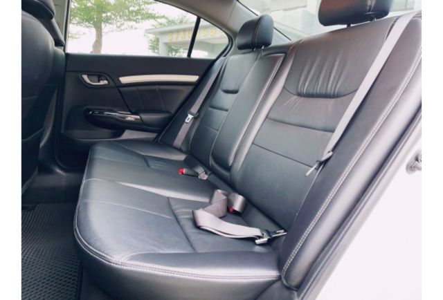 Honda CIVIC  第10張相片