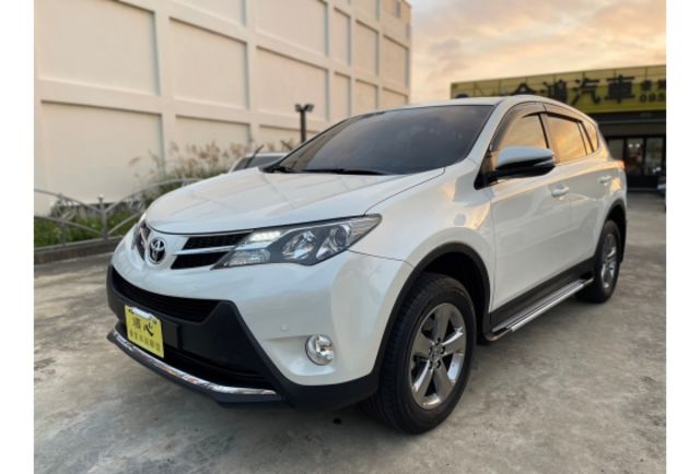 Toyota RAV4  第1張相片