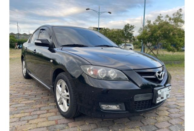 Mazda MAZDA3  第2張相片