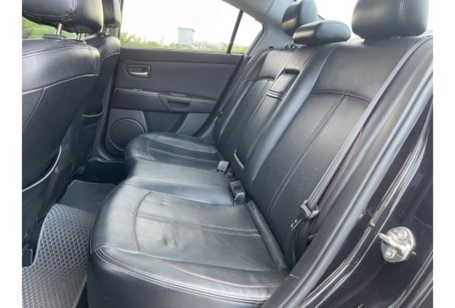Mazda MAZDA3  第9張相片