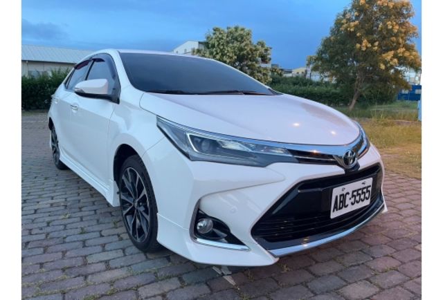 Toyota ALTIS  第2張相片