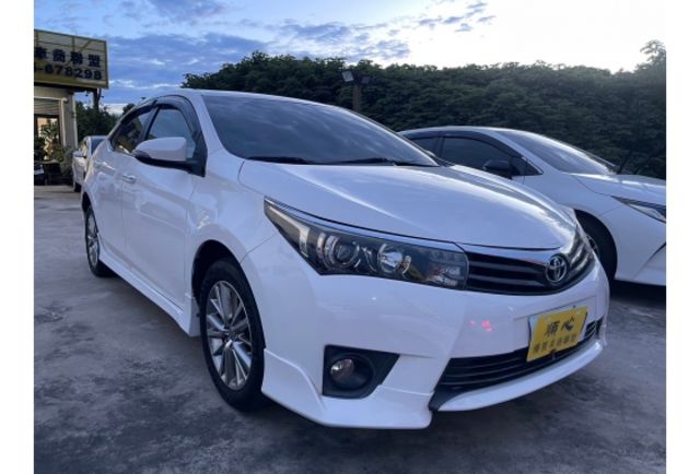 Toyota ALTIS  第2張相片