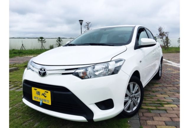 2014年 豐田 Toyota Vios 閃亮白 1.5cc 最新款的樣式  第1張相片