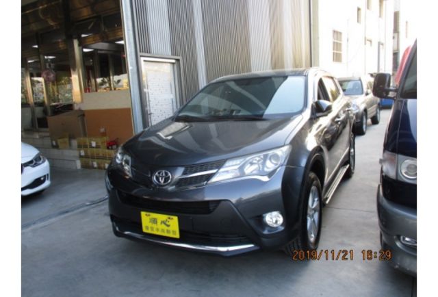 Toyota RAV4  第3張相片