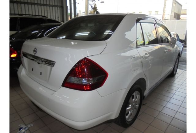 Nissan TIIDA  第4張相片