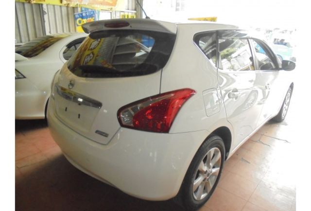 Nissan TIIDA  第4張相片