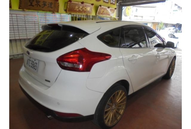 Ford FOCUS  第3張相片