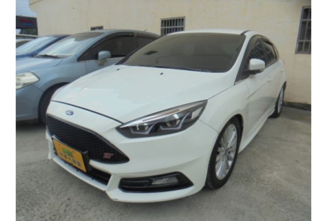 Ford FOCUS  第2張相片