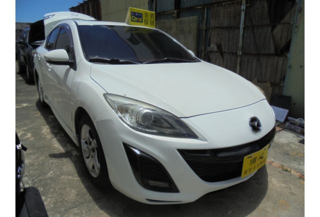 Mazda MAZDA3  第3張相片