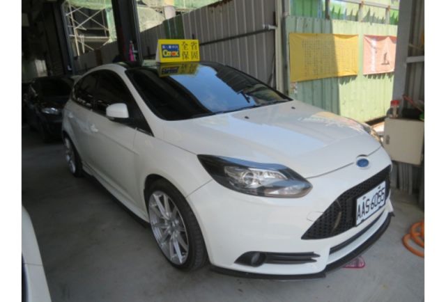 Ford FOCUS  第3張相片