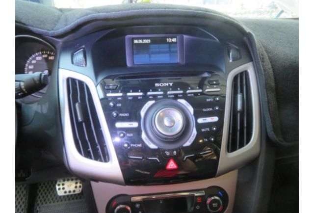Ford FOCUS  第7張相片