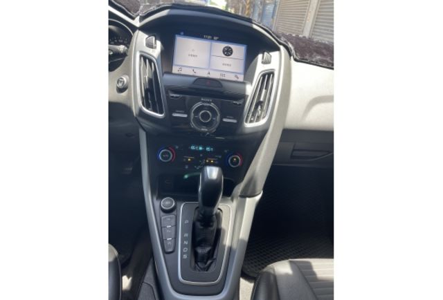 Ford FOCUS  第12張相片