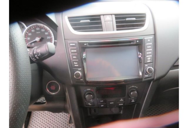Suzuki SWIFT  第9張相片