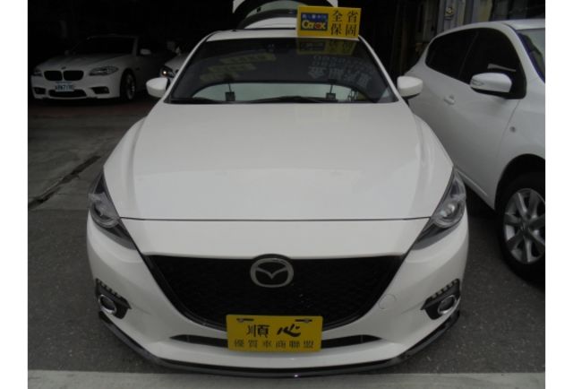 Mazda MAZDA3  第2張相片