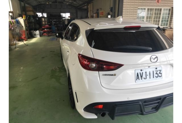 Mazda MAZDA3  第5張相片