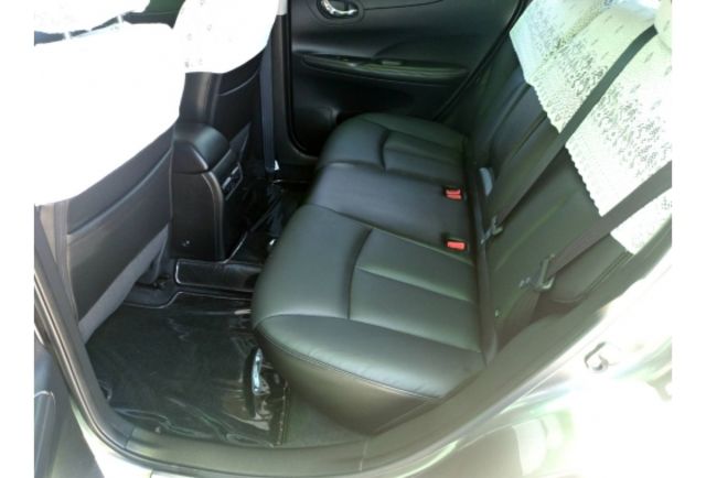 Nissan TIIDA  第9張相片