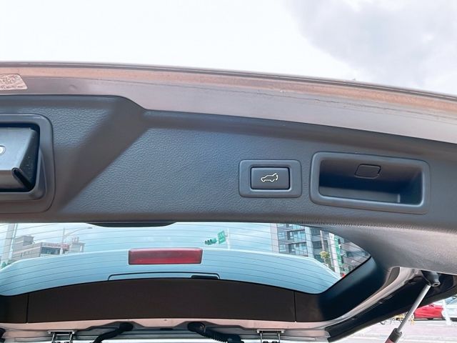 Subaru Forester  第11張相片