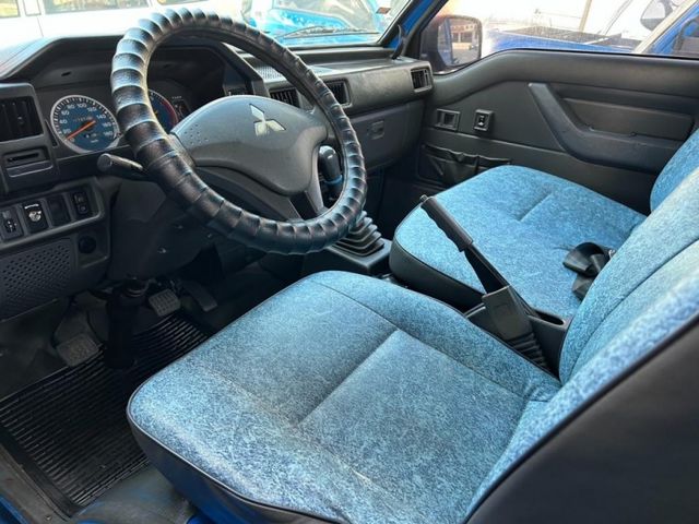 Mitsubishi Delica  第7張相片