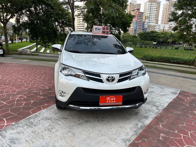 Toyota RAV4  第4張相片