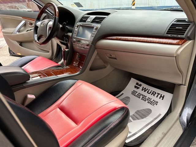 Toyota Camry  第10張相片