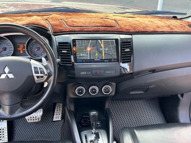 Mitsubishi Outlander  第8張相片