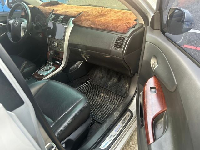 Toyota ALTIS  第10張相片