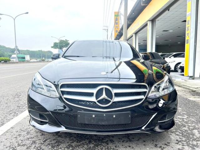 M-BENZ賓士 E250  第2張相片