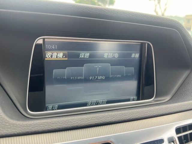 M-BENZ賓士 E250  第9張相片