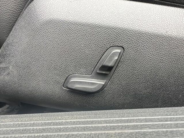 M-BENZ賓士 E250  第13張相片