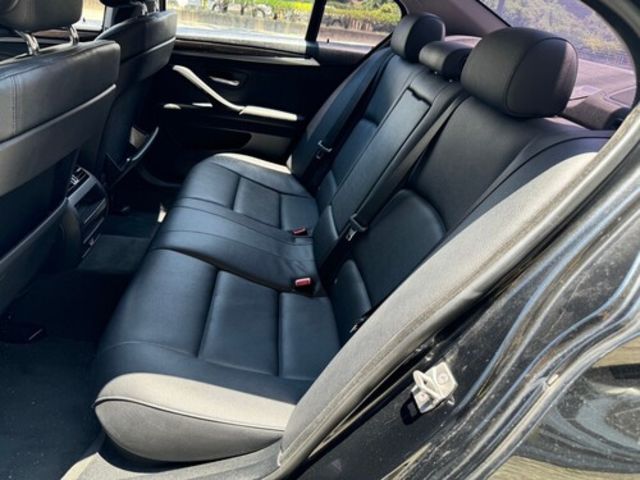 BMW寶馬 520D  第16張相片