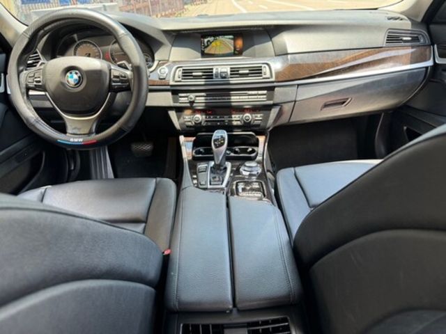 BMW寶馬 520D  第17張相片