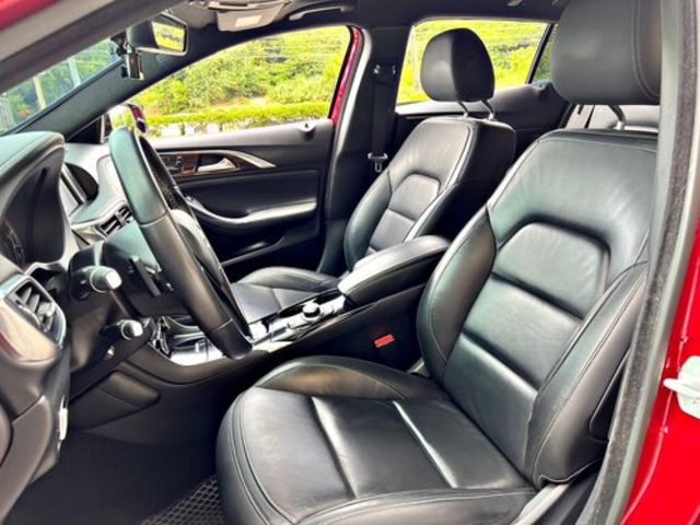 INFINITI無限 Q30  第8張相片