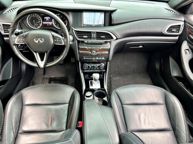 INFINITI無限 Q30  第10張相片