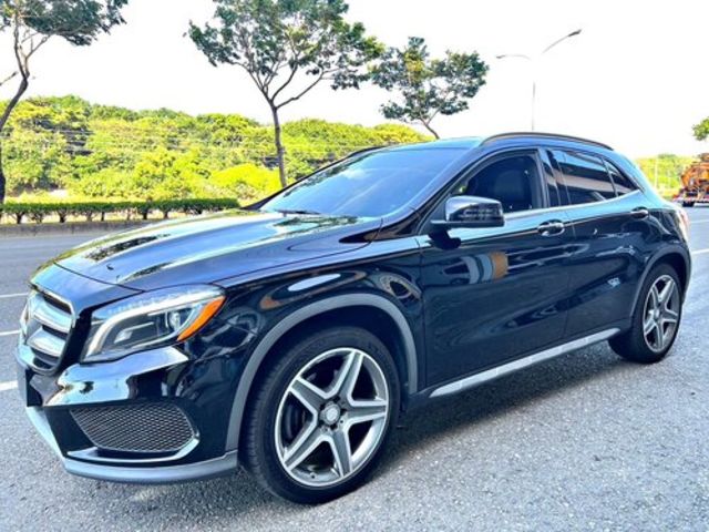 M-BENZ賓士 GLA250  第1張相片