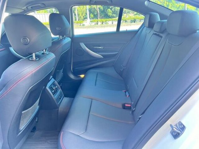 BMW寶馬 320I  第5張相片