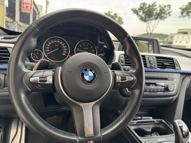 BMW寶馬 320I GT  第11張相片