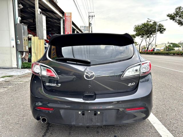 MAZDA馬自達 MAZDA 3  第3張相片
