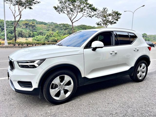 VOLVO富豪 XC40  第1張相片