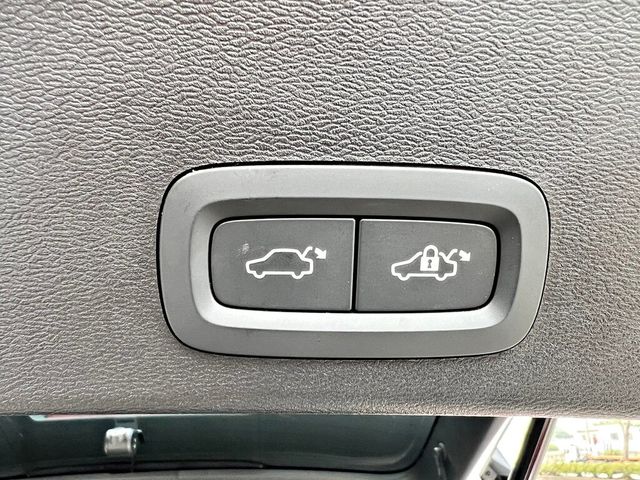 VOLVO富豪 XC40  第6張相片