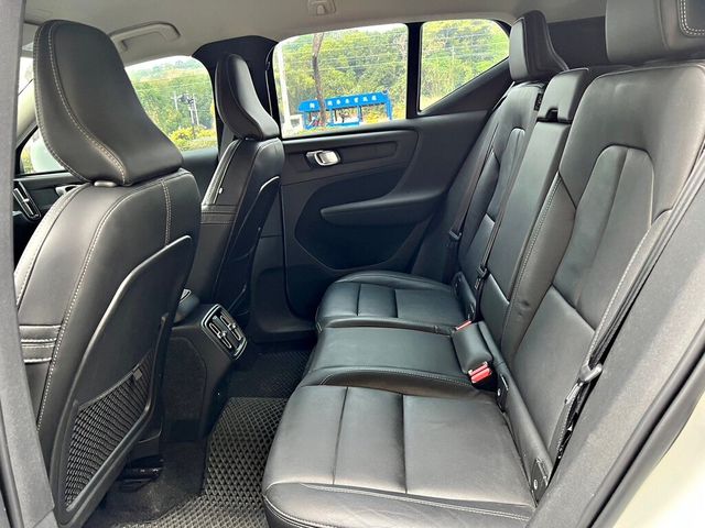 VOLVO富豪 XC40  第8張相片