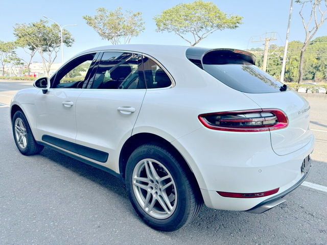 PORSCHE保時捷 MACAN  第3張相片