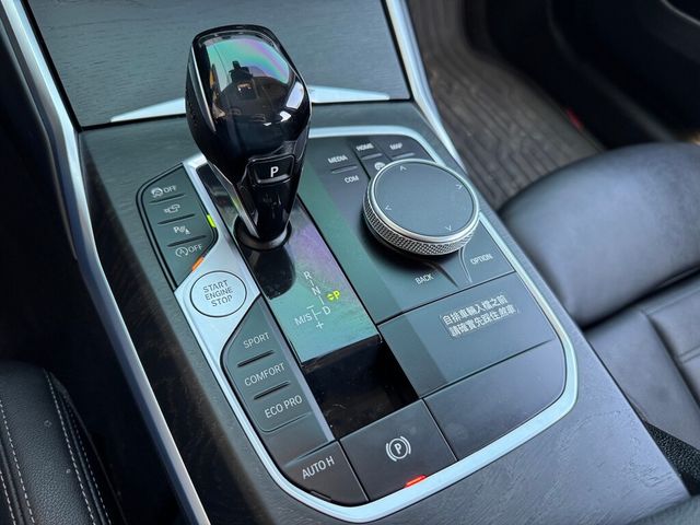 BMW寶馬 318I LUXURY  第13張相片