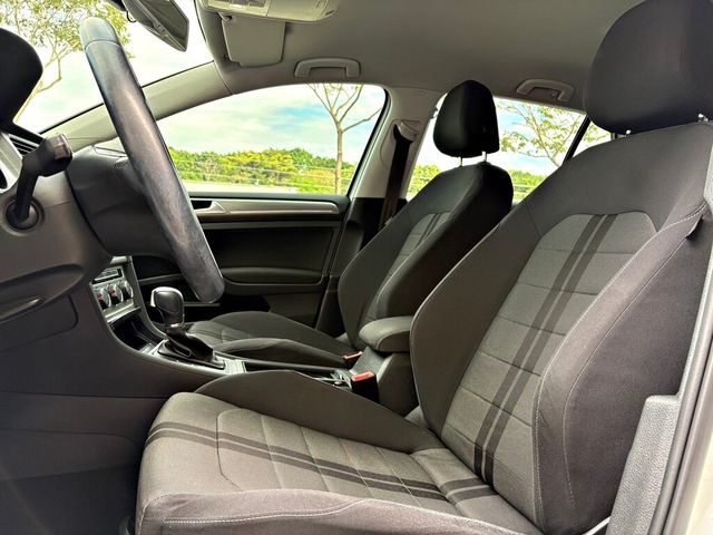 VOLKSWAGEN福斯 GOLF  第5張相片