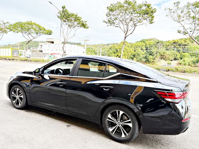 NISSAN日產 SENTRA  第3張相片