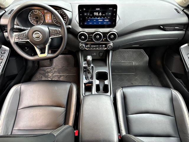 NISSAN日產 SENTRA  第7張相片